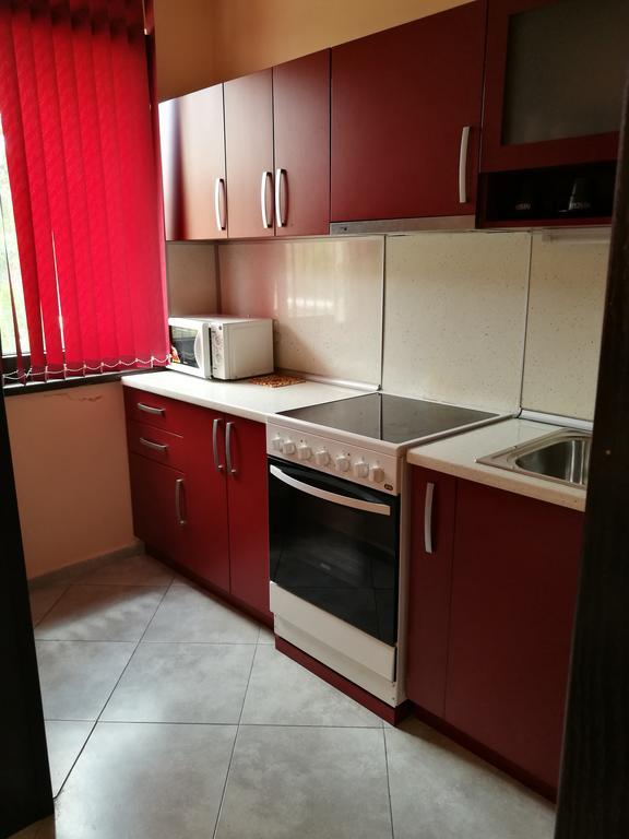 Guest House Karaulanov Elhovo  Exterior photo